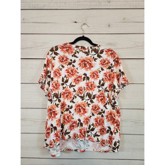 Old Navy Women's Multicolor Floral Cotton V-Neck Short Sleeve Tee Shirt Size XXL - Picture 2 of 6